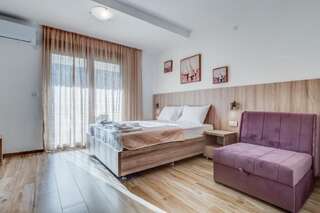 Апарт-отели Adriatik Lux Apartments Будва Номер-студио с видом на море-14