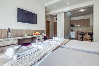 Апарт-отели Adriatik Lux Apartments Будва Апартаменты с 1 спальней и видом на море-1